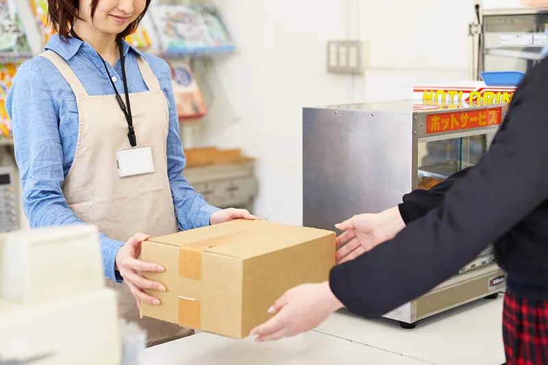 夜勤コンビニスタッフ